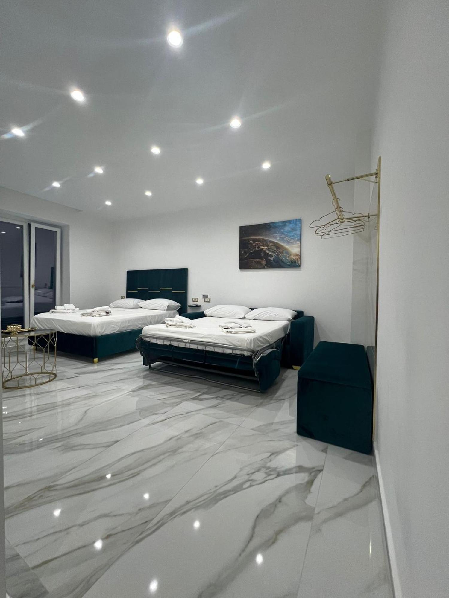 Familia Hotel Nápoly Kültér fotó